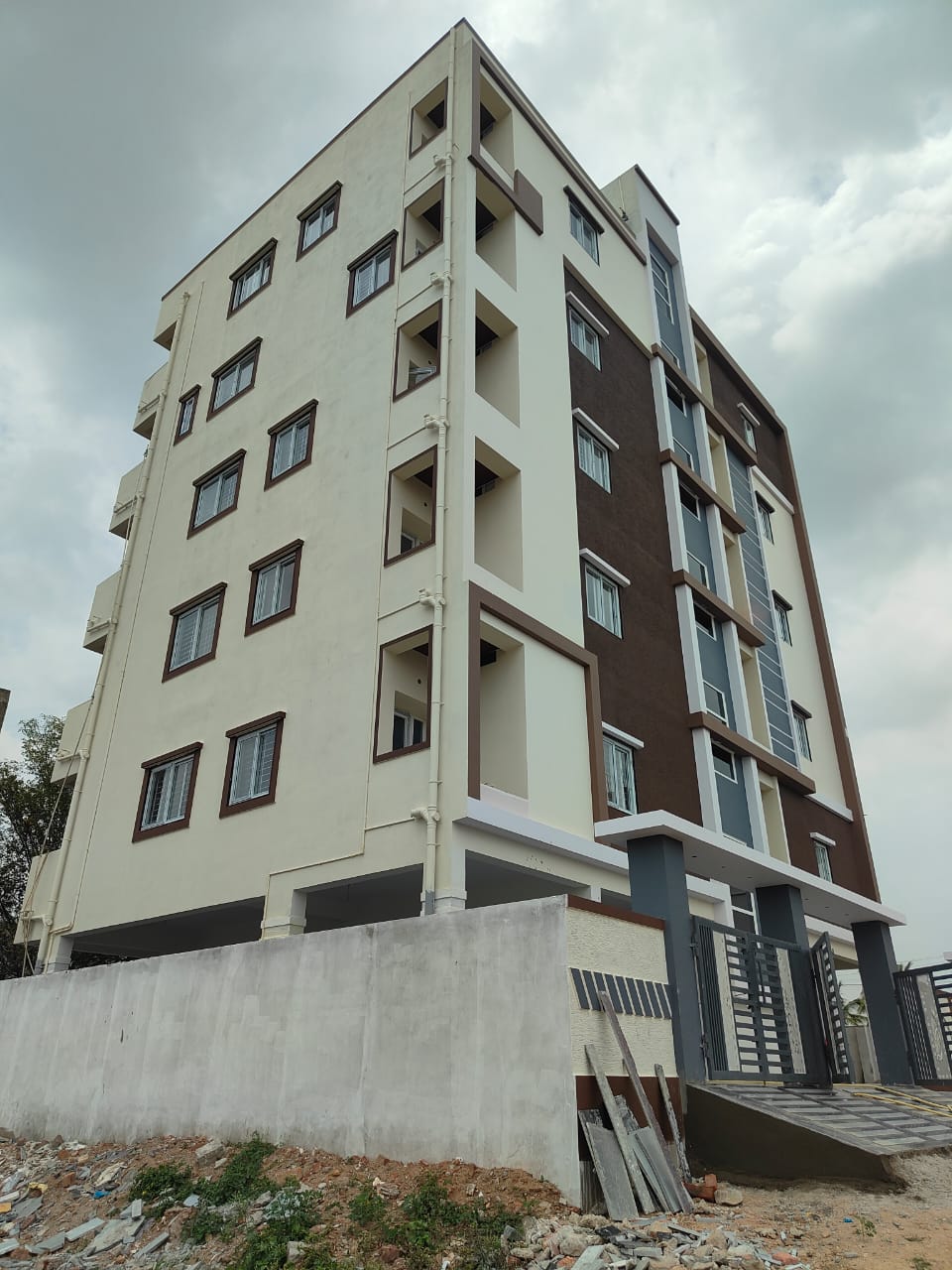 2 BHK Flats for sale at Hayath Nagar, Hyderabad
